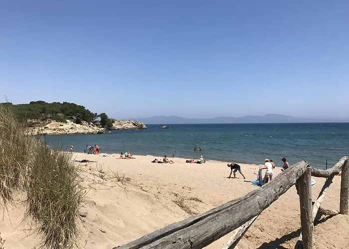 Montserrat 2, Terrace & Pool Σπίτι διακοπών Sant Martí d’Empuries